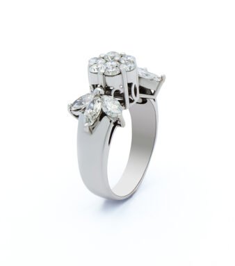 Exquisite Diamond Cluster Ring with Floral Motif Design