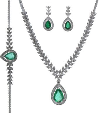 Exquisite Emerald and Diamond Jewelry Set